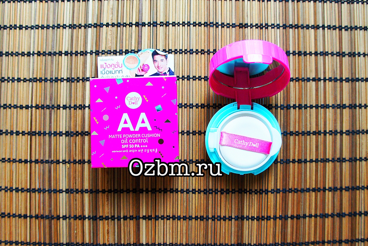 Тайский АА-кушон Cathy Doll SPF50 PA+++ с контролем жирности кожи Matte Powder Cushion оттенок #21 светлый бежевый 15 гр
